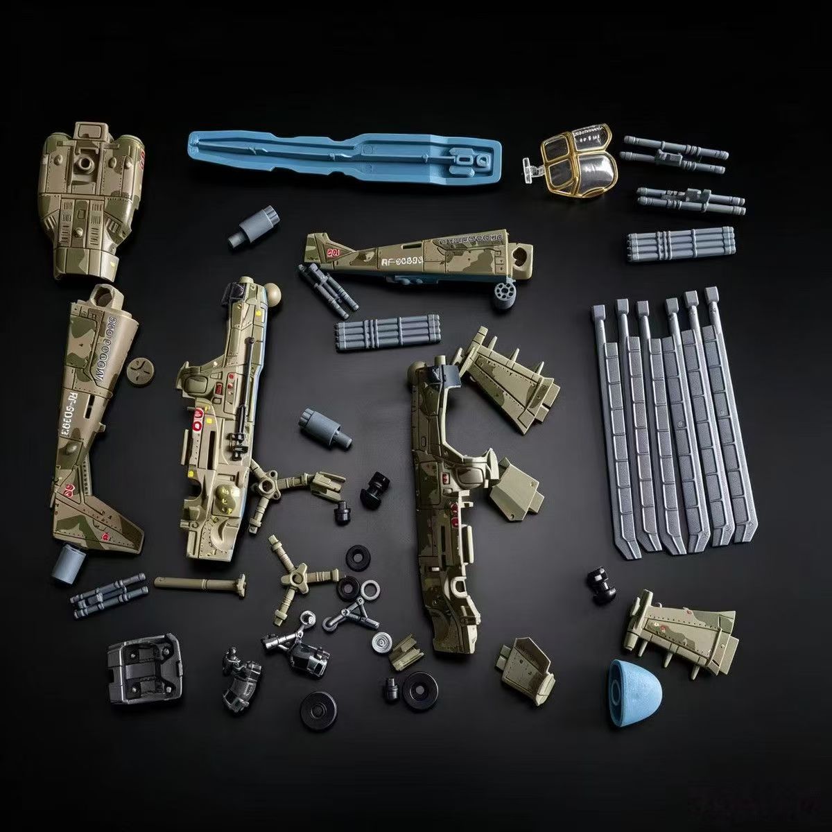 เฮลิคอปเตอร์ Ka-52 Alligator ข - Model Airplane Plastic บทวิจารณ์และราคา